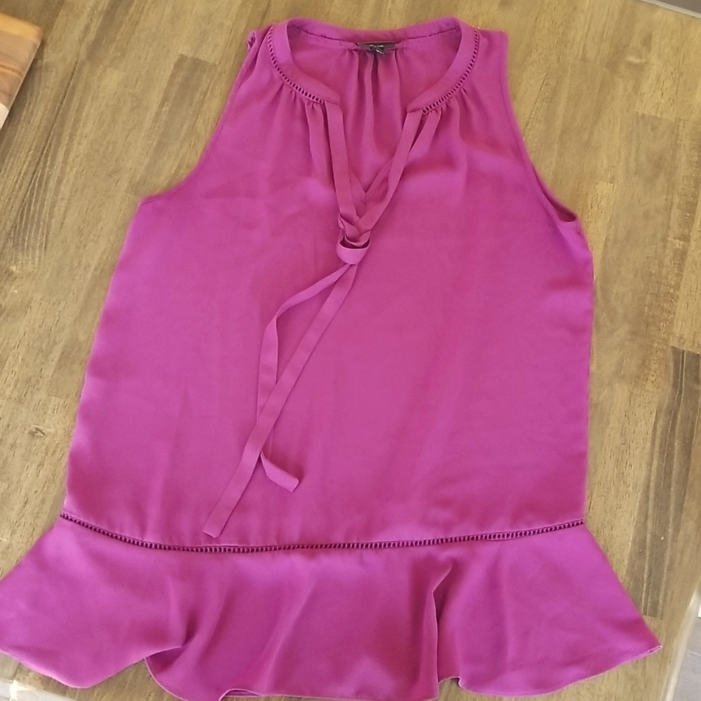 Sleeveless blouse